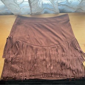 Sincerely Jules Brown Fringe Mini Skirt Size Medium
Western Wear Faux Suede